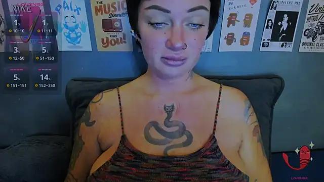 EllieOz