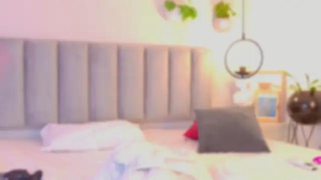 Emely_Deluxe