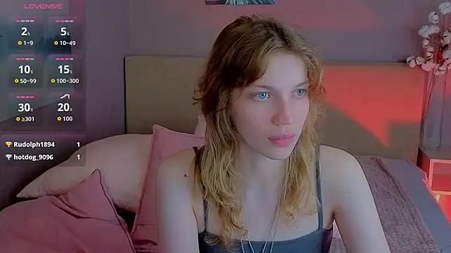 Emily_Cartex