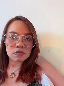 Emma_Jonas