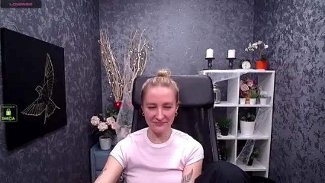 Eva_Snown