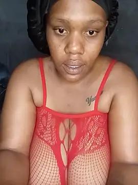 EvelynBootyBoo