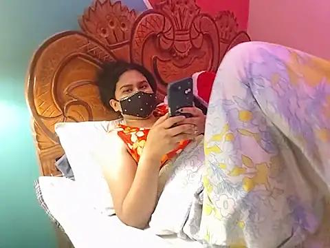 Exclusive_nisha