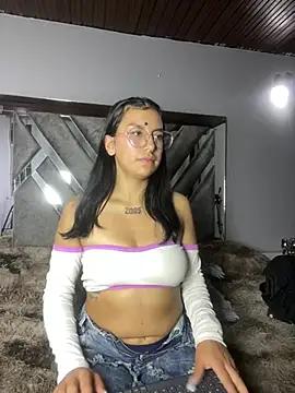 GabyLopez_Pink