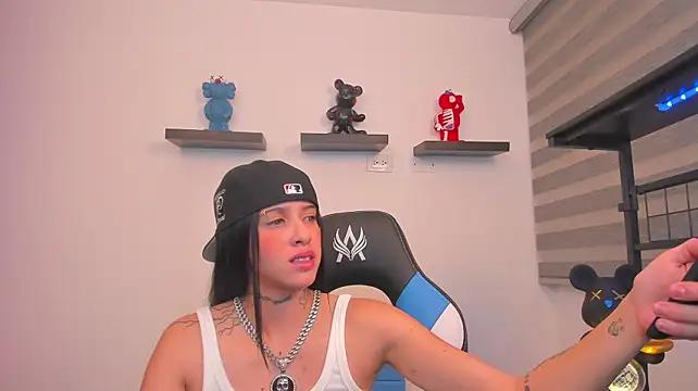 Gangster_Girl