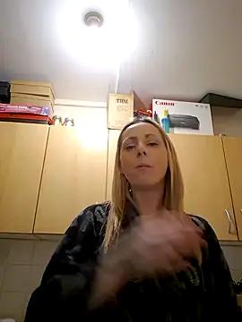 Goddess_Aveena