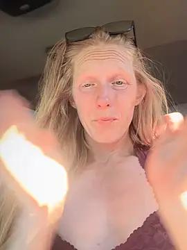 GoldenFlameGoddess