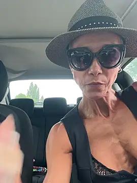GymQueenCarmen