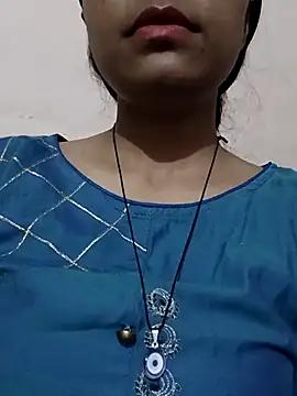 HOT_SANVI_25