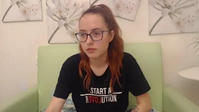 Hayley_Kiss_