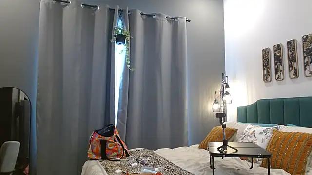 HazelSkyesChat