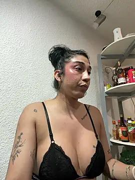 HelenaSknzi