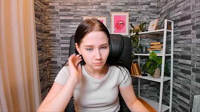 HollyCllap