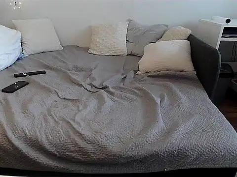 Hornygirl21115