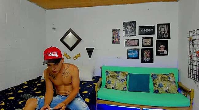 Hot_Real_Couple1