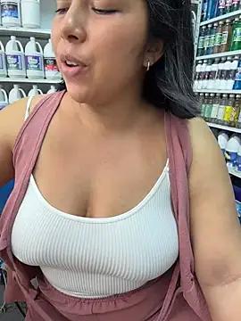 ISABELLA__LUNA
