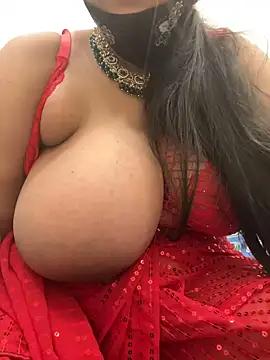 IndianHotBhabi