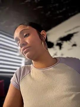 Isabella-Teen