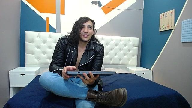 James_Devi