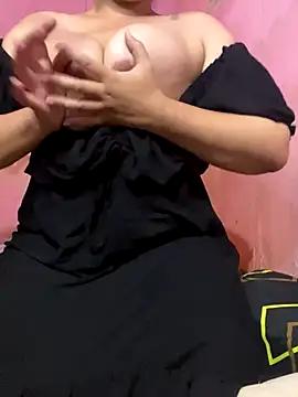 Julia_Sari00