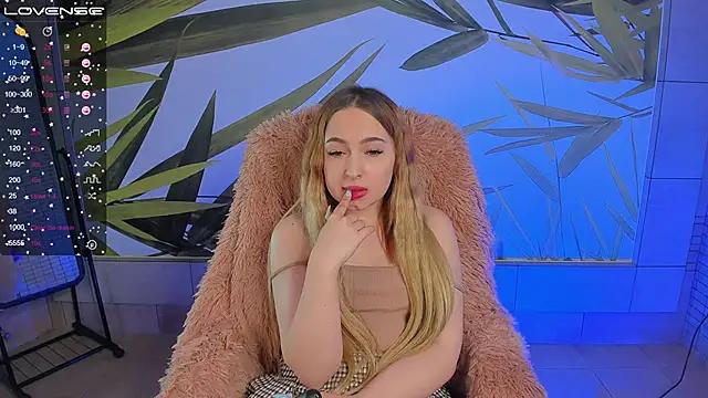 Katrin_Tyann
