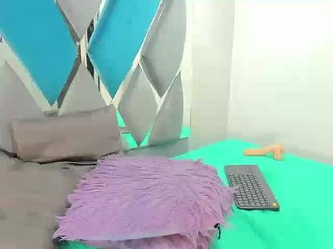 Kendall_Hotxx