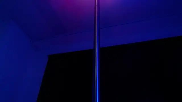 KiaraBlack_01