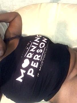 KinkyDarkChocolatee