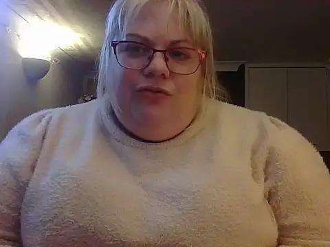 Kinkyhousewife83