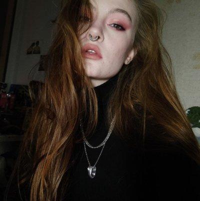 Kira_Fox7