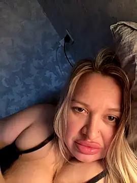Kittie_Eva