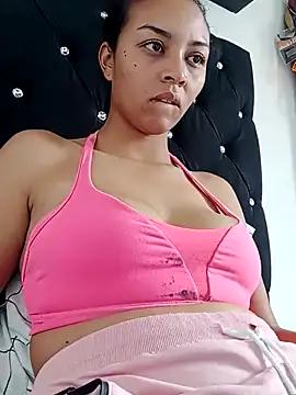 LILAHLACE_12