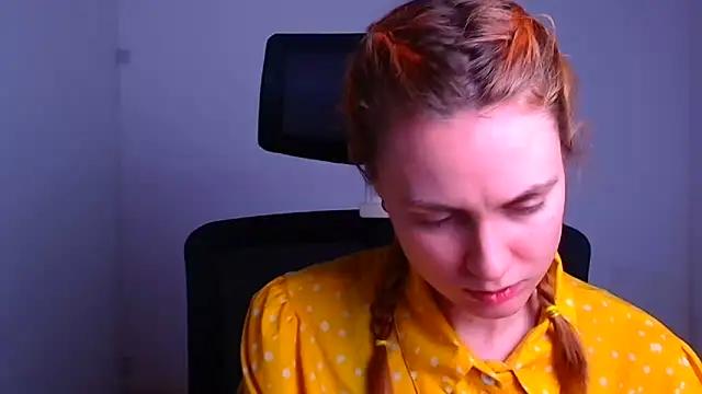 Laila_kiss_