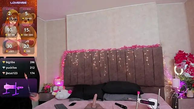 LanaMills_