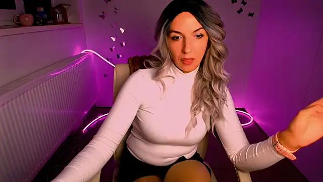 Lana_Foxyy