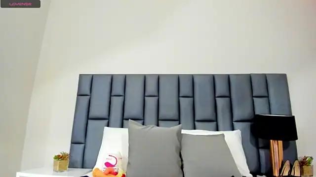 LeahStonee