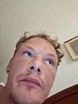 LeighTzu