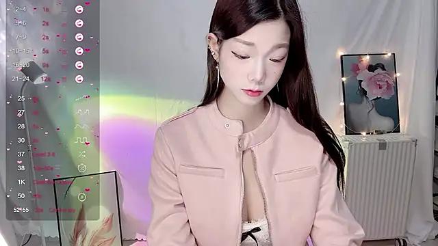 Lelia145