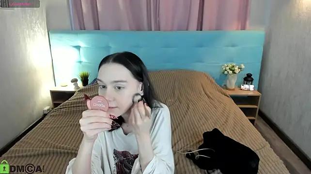 Lesi_Moonie01