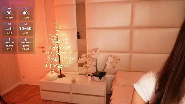 Lilly_Colins