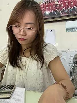 Lily_3324