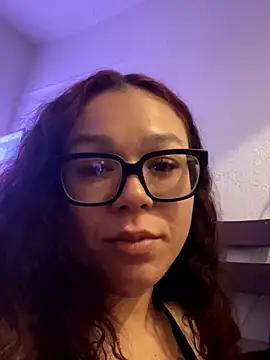 LoyalJuicyPussy