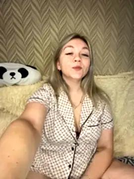 Lucky_Ashley