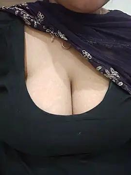 Mahiraa-Khan