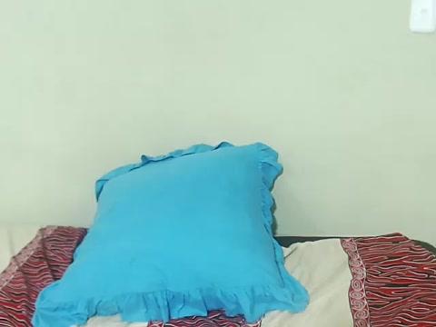 MatureMILFEmiy