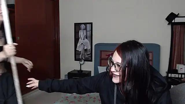 MayaandScarlet