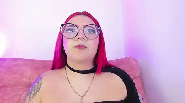 MelannyCurvy
