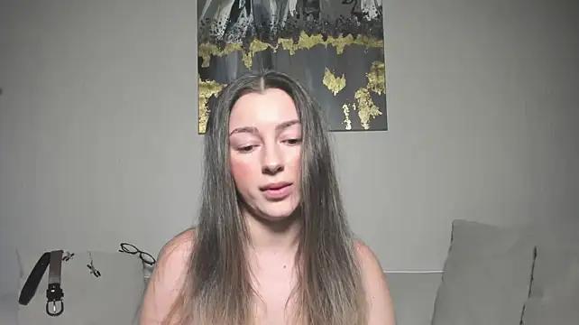 Mia_Callme