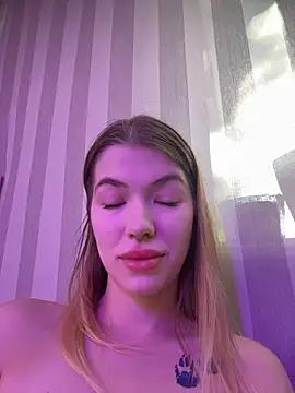 Mia_M69