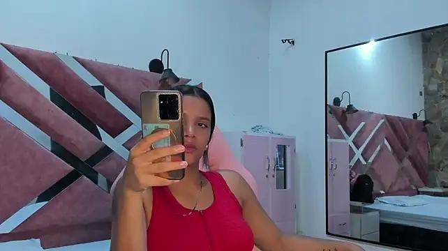 Mia_savala_